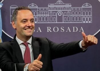 El Gobierno cruzó a Cristina Kirchner: “Hablan del derecho a la prosperidad aquellos que hundieron en la pobreza al 57% de la población”