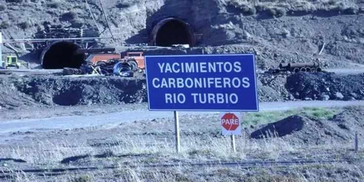 Tras el Banco Nación, Javier Milei firmó un decreto para convertir a Yacimiento Carbonífero de Río Turbio en sociedad anónima