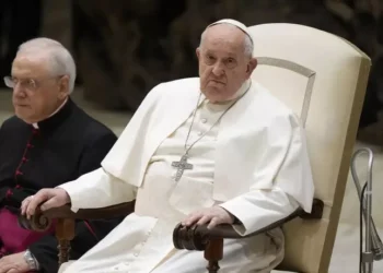 Salud del papa Francisco: pasó una “noche tranquila” y sigue descansando