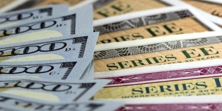 Dólar blue en caída libre luego de aprobación del DNU y acuerdo con el FMI