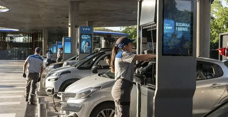 YPF baja los combustibles un 4%