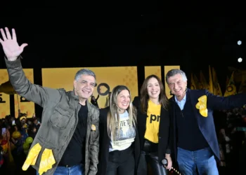 Macri y Lospennato juntos en campaña