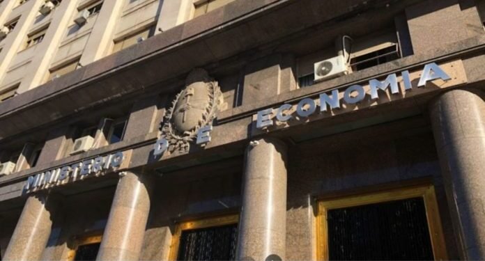 Presupuesto: Más fondos para Defensa, Salud y SIDE