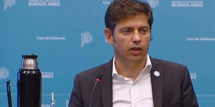 Kicillof: “Gobierno busca dólares del colchón”