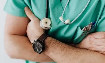 Residencias médicas: oficializan reforma y examen único.