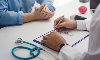 Obras sociales: Gobierno elimina dos por fallas.