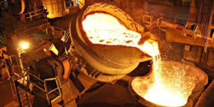 Metalurgia estancada: repunte leve en junio.