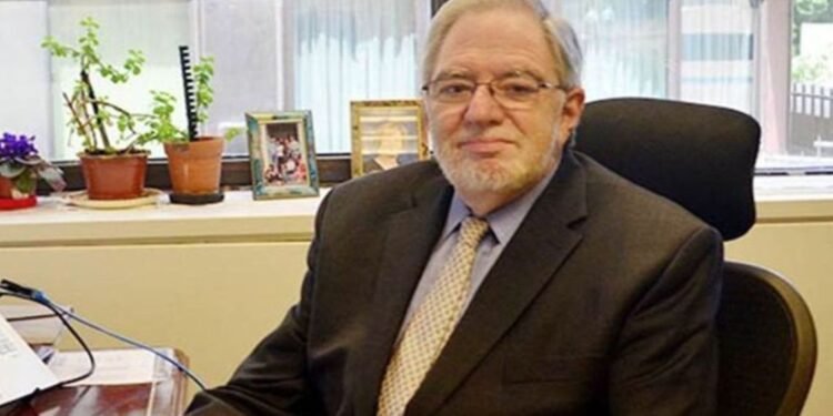 Loser advierte al Gobierno sobre dólar y reservas.