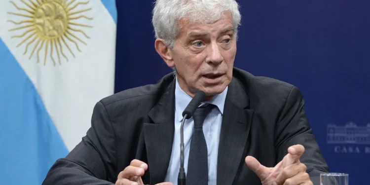 Explosivo en estudio Cúneo Libarona: “No es política”.