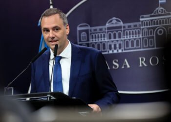 Adorni sincera quiebre con Villarruel: “No es parte ni importa”.