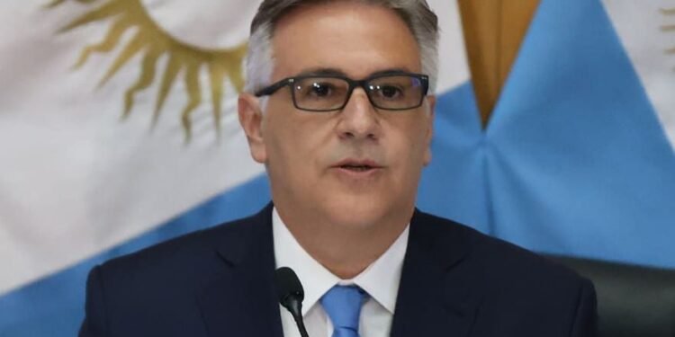 Córdoba: Gobierno explica 84% aumento jubilaciones.