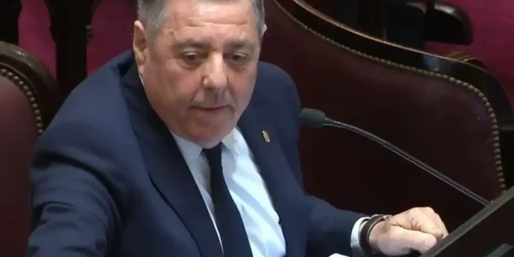 De Ángeli apoya a Milei, pero alerta: “El campo quiebra”.