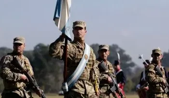 Salarios FFAA: El Gobierno detalla cobros hasta noviembre.