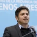 Kicillof arremete contra Milei: “Cierran fábricas mientras él posa”.