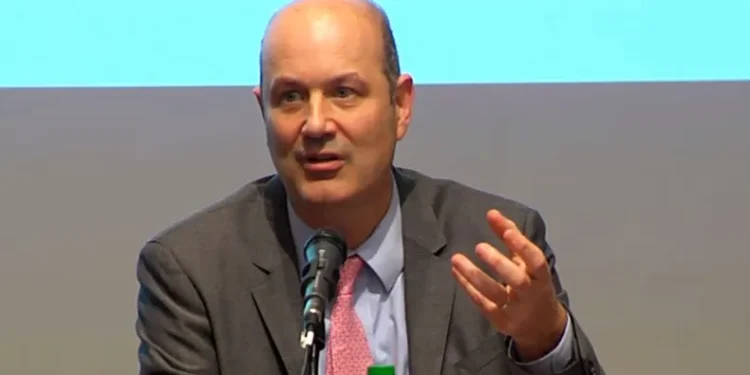 Sturzenegger defiende reformas y ataca a la “casta” tras rechazo en Diputados.