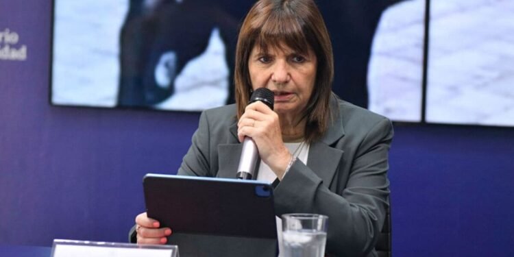 Bullrich: “Funcionarios responderán” por fentanilo.