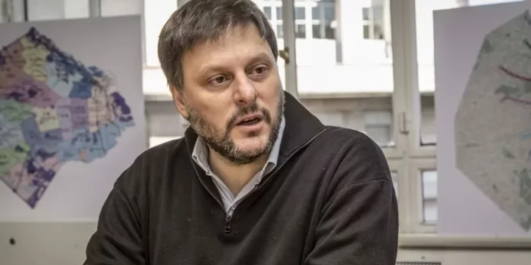 Santoro vs Milei: Robo a discapacitados, robo a todos.