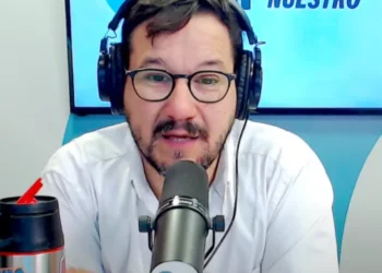 Audios de Milei: Periodista uruguayo difunde pese a prohibición.