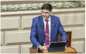 Pullaro desafía a Milei: “El Gobierno no escucha”