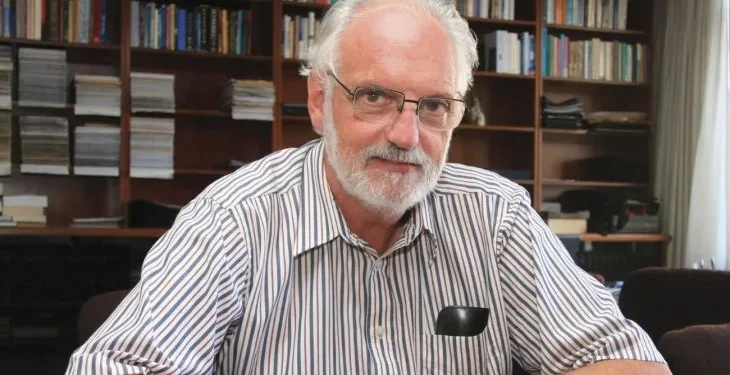 Economista de Milei: consejo post revés electoral.