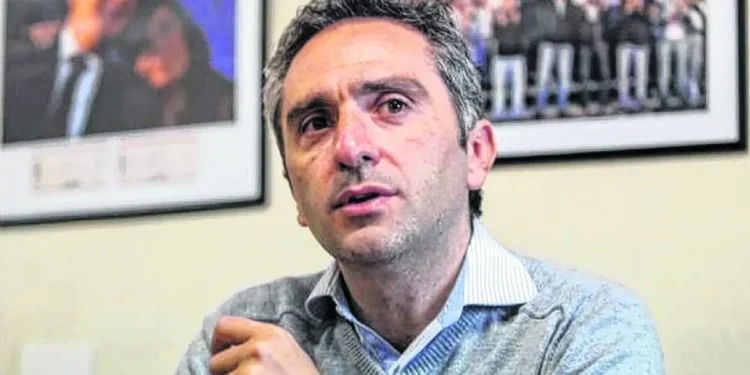 Larroque alerta al Gobierno por crisis