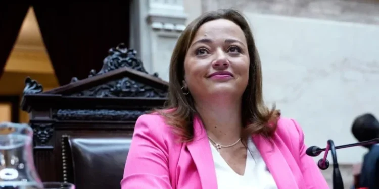 Moreau: “Milei pasó más horas con Spagnuolo que con Yuyito”.