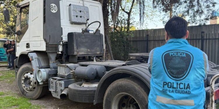 Merlo: desbaratan banda de piratas del asfalto que robó un camión con leche en polvo