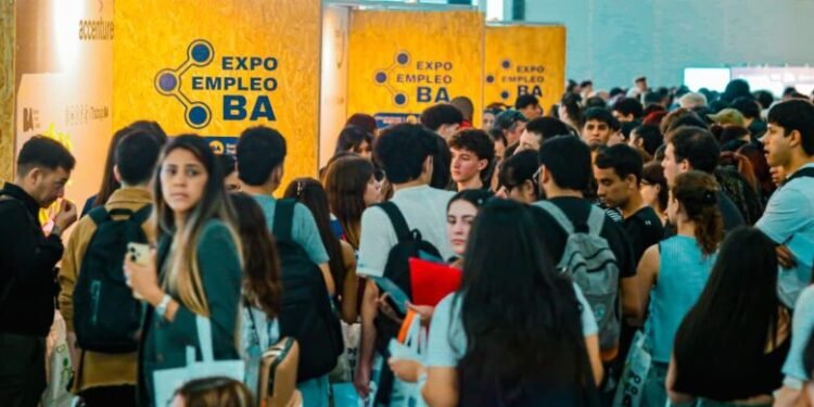 Expo Empleo BA: 13 mil personas y 85 empresas presentes.