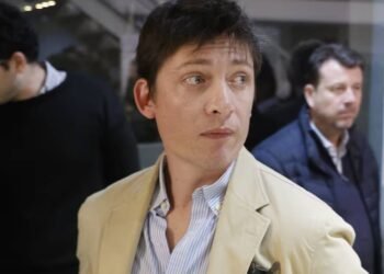 Milei confirma: Santiago Caputo podría unirse al Gabinete.