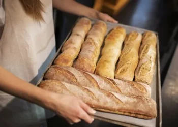 Panaderos en alerta: Molinos frenan entregas.