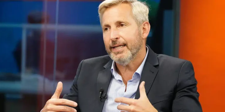 Frigerio apoya a Milei, pero sin “cheque en blanco”.