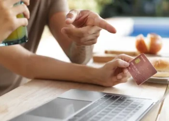 Sin recargos: La mejor opción para pagar en dólares en el exterior.