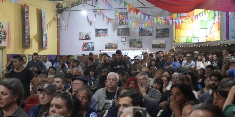 Conversatorio cristina libre en merlo