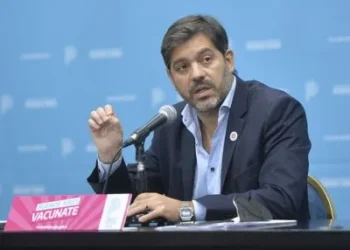 Bianco exige a Santilli que reciba a Kicillof.