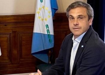 Michel pide una reforma tributaria diferente a la del Gobierno.