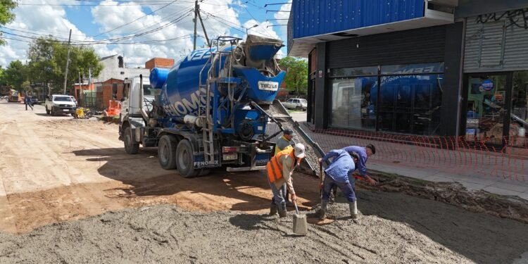 En merlo avanzan las obras públicas
