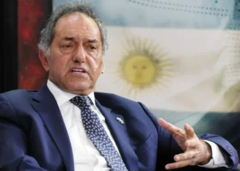 Scioli corta fondos al INDEC por datos de turismo.