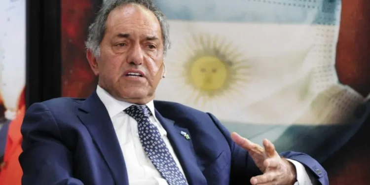 Scioli corta fondos al INDEC por datos de turismo.