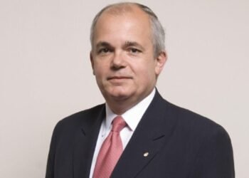 Fargosi Pide Menos Vacaciones para Jueces.