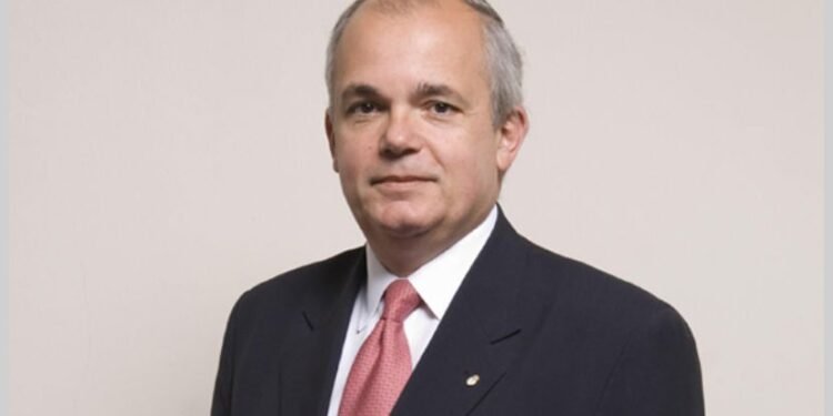 Fargosi Pide Menos Vacaciones para Jueces.