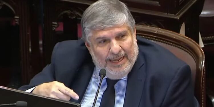 Mayans acusa al Gobierno de saber del narco y “aflojar todo”.