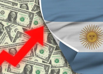 Riesgo País bajo 500: ¿Cómo se ubica Argentina en la región?