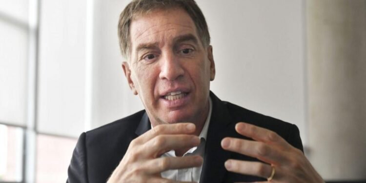 Santilli, rumbo a Corrientes por apoyo a reforma laboral.