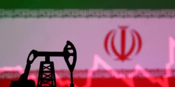 Petróleo cae 3% tras dichos de EEUU sobre Irán.