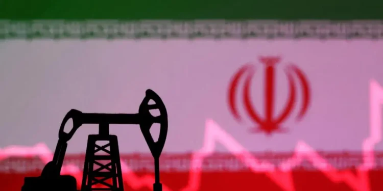 Petróleo cae 3% tras dichos de EEUU sobre Irán.