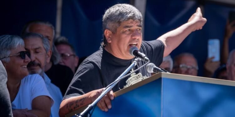 Paro total garantizado por Moyano: “Presión a peronistas”.