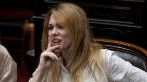 Piden sanción para Lilia Lemoine por dichos sobre Ian Moche.