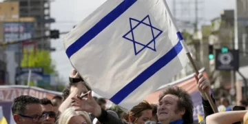 Milei en Israel: Mensaje de homenaje al Papa Francisco.