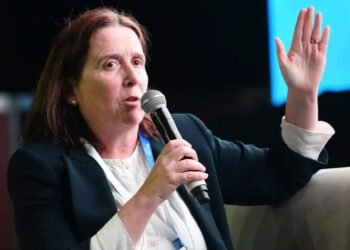 Inflación en 31%, máximas reservas y elecciones en el horizonte: Análisis de cuatro economistas argentinos