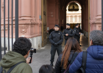 El Gobierno argentino continúa restringiendo el acceso a periodistas en la Casa Rosada